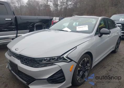 2021 Kia K5 Gt-Line z USA, uszkodzony, nr VIN 5XXG64J20MG076441